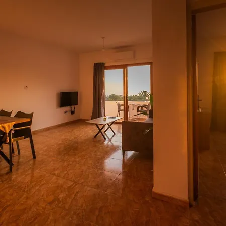 Bright Sea View With Sunset & Pool Paphos *